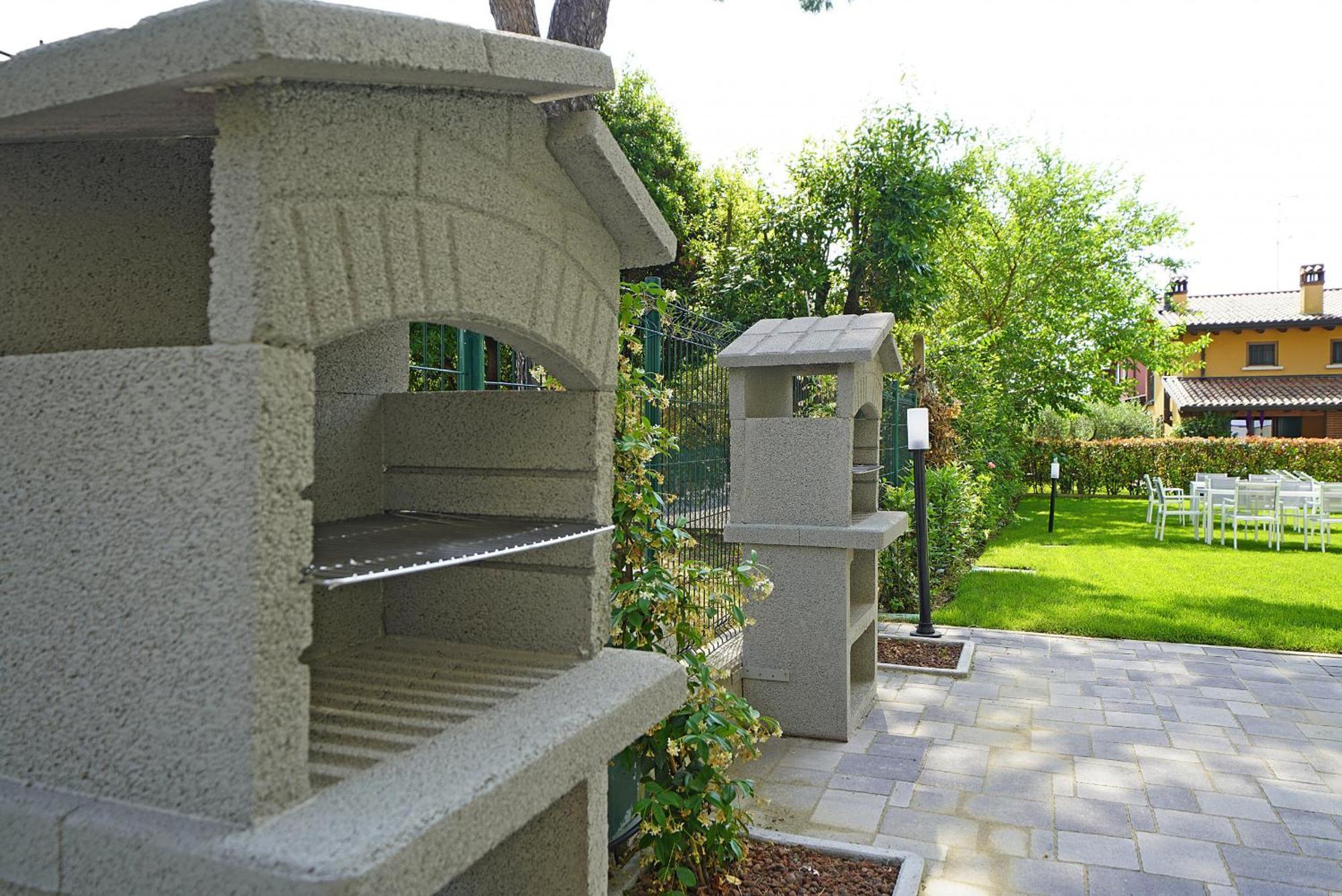 Villa Caterina Apartments By Wonderful Italy Desenzano del Garda Dış mekan fotoğraf