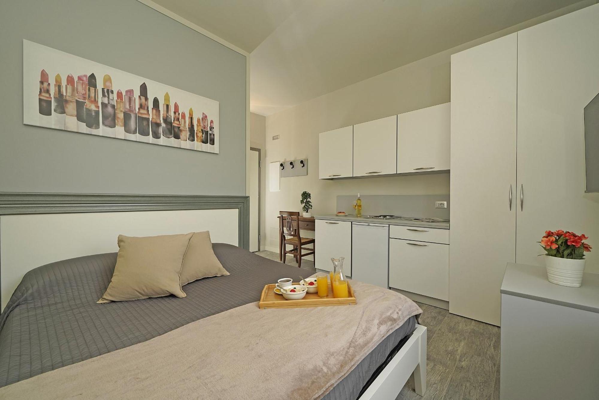 Villa Caterina Apartments By Wonderful Italy Desenzano del Garda Dış mekan fotoğraf